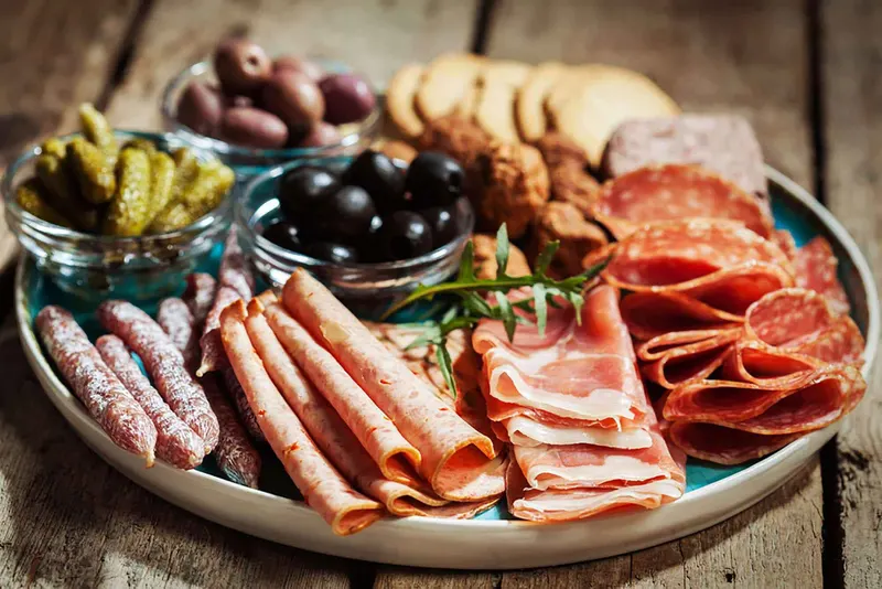 Tapaslautanen