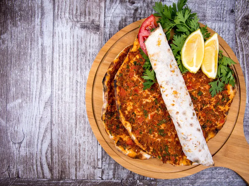 Lahmacun-resepti